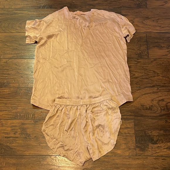 Lunya Washable Silk Tee Short Set SZ XS - Picture 6 of 6